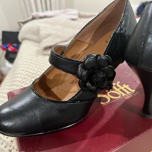Sofft heels.  Brand new
